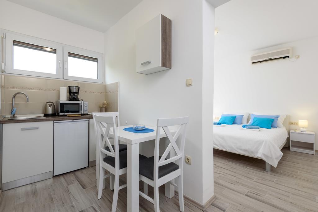 Studio Goga Apartment Trogir Exterior photo